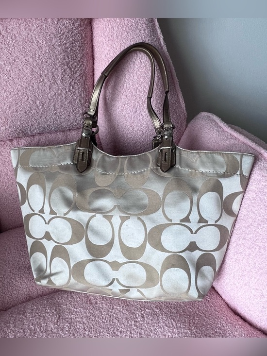 Coach Handbags - Coach Signature C Carly Tote
